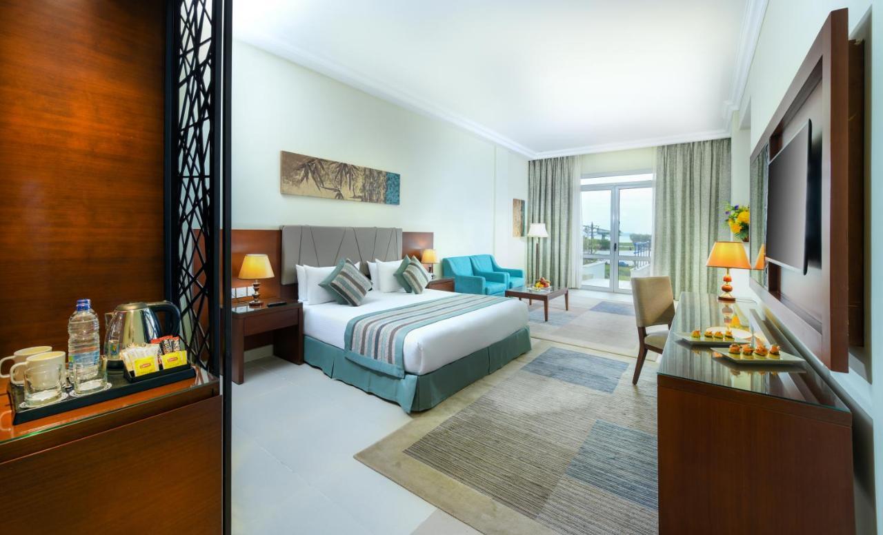 โทลิป อัลฟอร์ซาน ไอส์แลนด์ โฮเต็ล แอนด์ สปา Hotel อิสไมเลีย ภายนอก รูปภาพ A room at the hotel